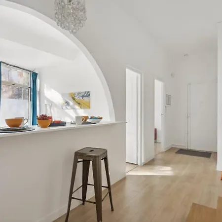 Cosy And Renovated In Heart Of Xvieme Apartment *